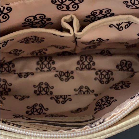 Preloved Jessica Simpson Beige/Cream Shoulder Bag - Picture 8 of 8